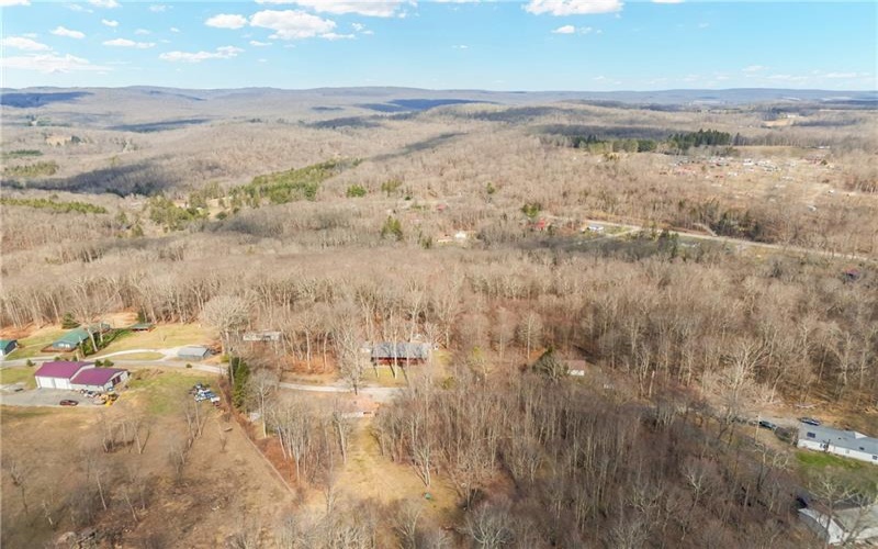 236 Chickadee Lane, Rockwood, 15557, 3 Bedrooms Bedrooms, ,3 BathroomsBathrooms,Residential,For Sale,Chickadee Lane,1743027