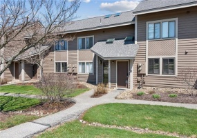 1223 Veech Lane, Hidden Valley, 15502, 1 Bedroom Bedrooms, 6 Rooms Rooms,0.2 BathroomBathrooms,Residential,For Sale,Veech Lane,1747596