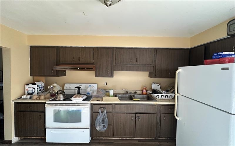 623 Fallowfield Avenue, Charleroi, 15022, ,Multi-unit,For Sale,Fallowfield Avenue,1740232