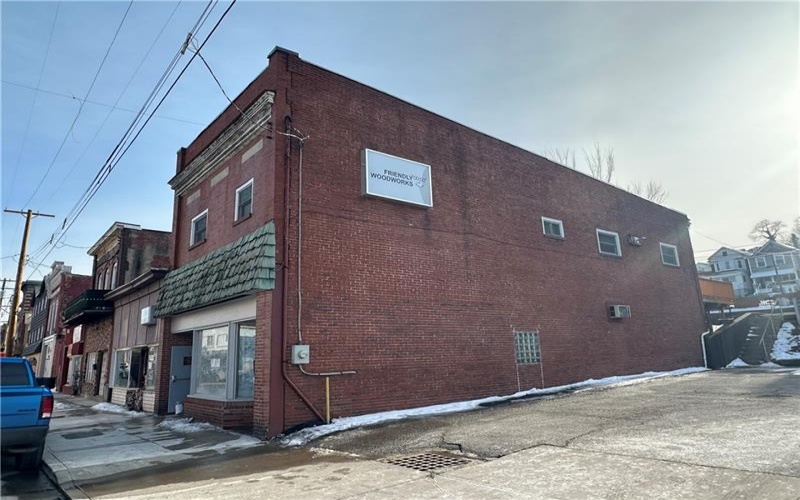 623 Fallowfield Avenue, Charleroi, 15022, ,Multi-unit,For Sale,Fallowfield Avenue,1740232