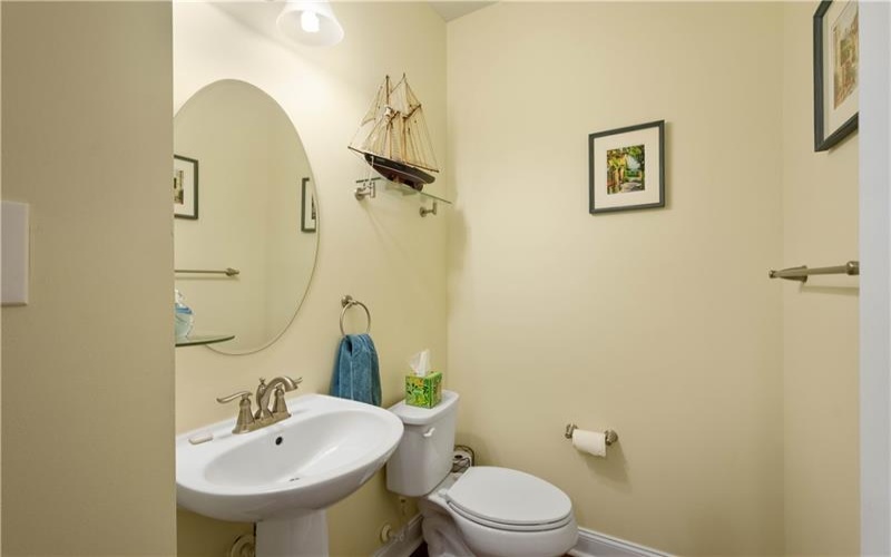 1171 Bayberry Drive, Canonsburg, 15317, 3 Bedrooms Bedrooms, 8 Rooms Rooms,2.1 BathroomsBathrooms,Residential,For Sale,Bayberry Drive,1727048