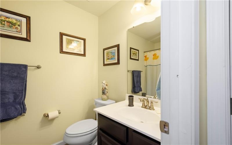 1171 Bayberry Drive, Canonsburg, 15317, 3 Bedrooms Bedrooms, 8 Rooms Rooms,2.1 BathroomsBathrooms,Residential,For Sale,Bayberry Drive,1727048