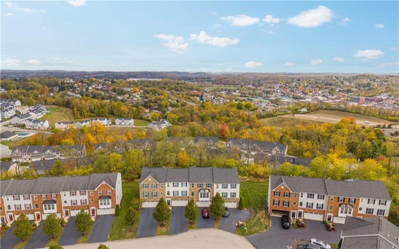 1171 Bayberry Drive, Canonsburg, 15317, 3 Bedrooms Bedrooms, 8 Rooms Rooms,2.1 BathroomsBathrooms,Residential,For Sale,Bayberry Drive,1727048