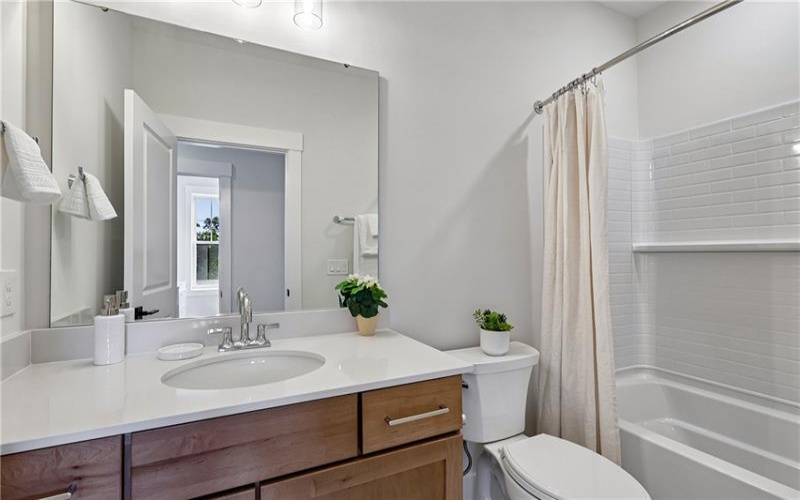 416 Magnolia Drive, Venetia, 15367, 3 Bedrooms Bedrooms, ,2.1 BathroomsBathrooms,Residential,For Sale,Magnolia Drive,1732771