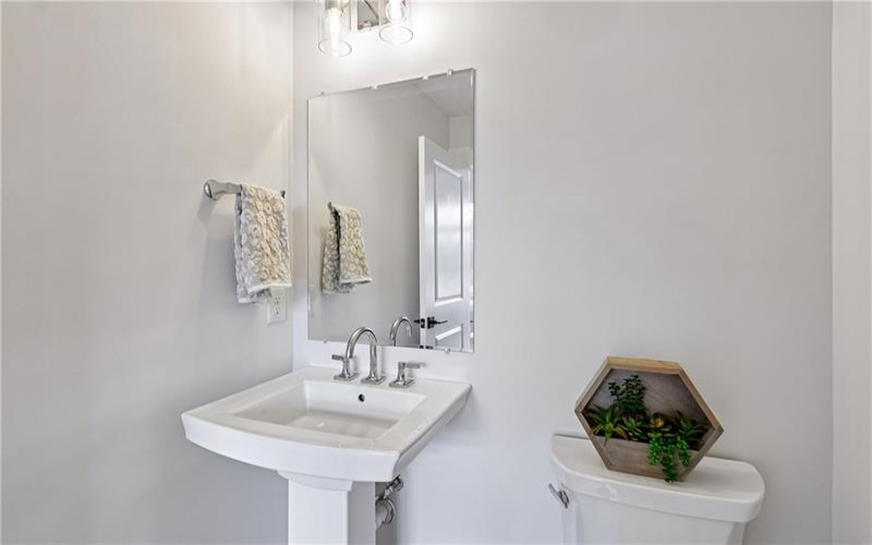 416 Magnolia Drive, Venetia, 15367, 3 Bedrooms Bedrooms, ,2.1 BathroomsBathrooms,Residential,For Sale,Magnolia Drive,1732771