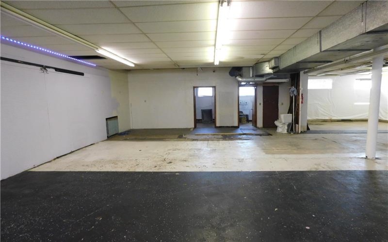 628 Fallowfield Avenue, Charleroi, 15022, ,Commercial-industrial-business,For Sale,Fallowfield Avenue,1727063
