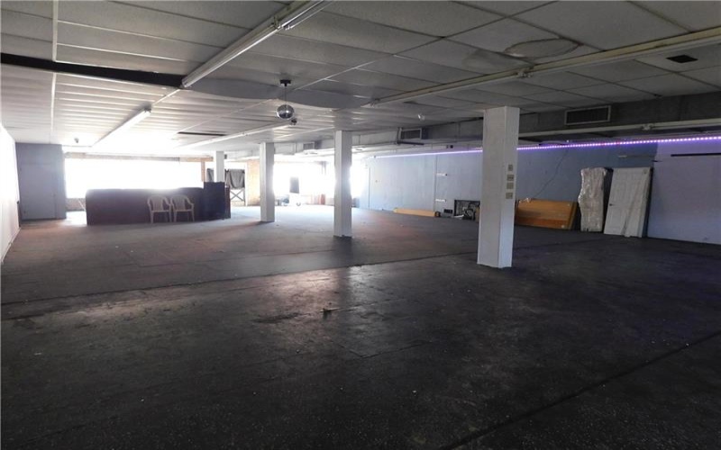 628 Fallowfield Avenue, Charleroi, 15022, ,Commercial-industrial-business,For Sale,Fallowfield Avenue,1727063