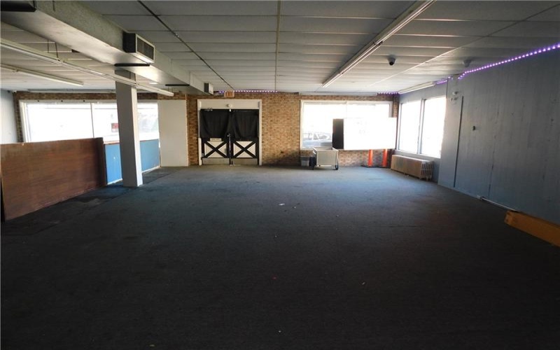 628 Fallowfield Avenue, Charleroi, 15022, ,Commercial-industrial-business,For Sale,Fallowfield Avenue,1727063