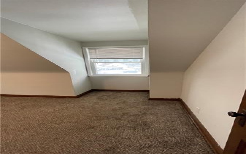 814 Green St, Greensburg, 15601, 2 Bedrooms Bedrooms, ,1 BathroomBathrooms,Lease,For Rent,Green St,1743072