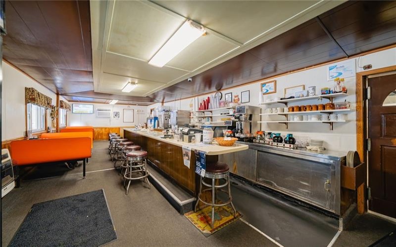 1850 Rt 30, Ligonier, 15658, ,Commercial-industrial-business,For Sale,Rt 30,1727097