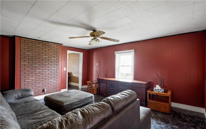 11 Madison Street, Cokeburg, 15324, 5 Bedrooms Bedrooms, 11 Rooms Rooms,1.1 BathroomsBathrooms,Residential,For Sale,Madison Street,1732852