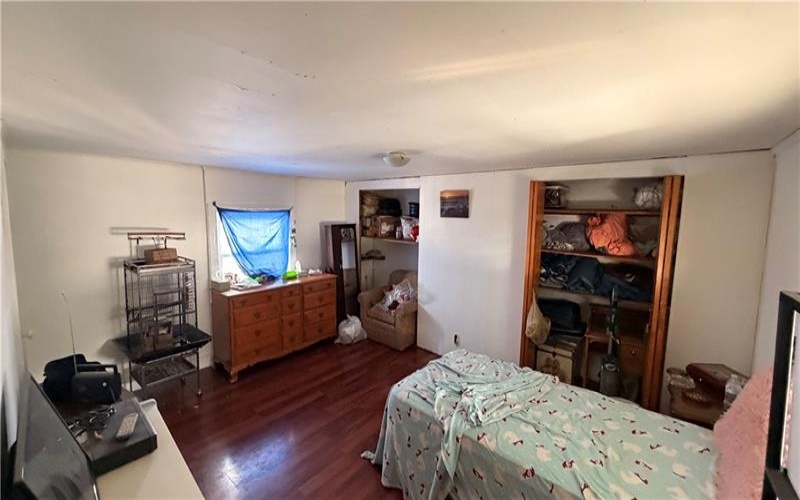 327 Lowell St, Vandergrift, 15690, 2 Bedrooms Bedrooms, ,1 BathroomBathrooms,Residential,For Sale,Lowell St,1740284