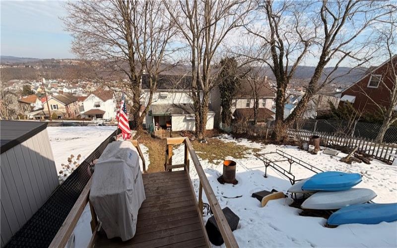 327 Lowell St, Vandergrift, 15690, 2 Bedrooms Bedrooms, ,1 BathroomBathrooms,Residential,For Sale,Lowell St,1740284