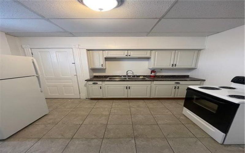 128 Spring Ave, Greensburg, 15601, 2 Bedrooms Bedrooms, ,1 BathroomBathrooms,Lease,For Rent,Spring Ave,1743094