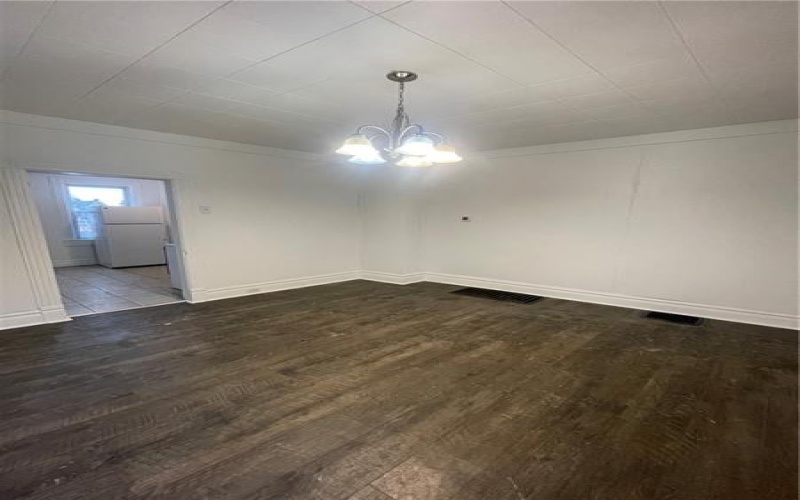 128 Spring Ave, Greensburg, 15601, 2 Bedrooms Bedrooms, ,1 BathroomBathrooms,Lease,For Rent,Spring Ave,1743094