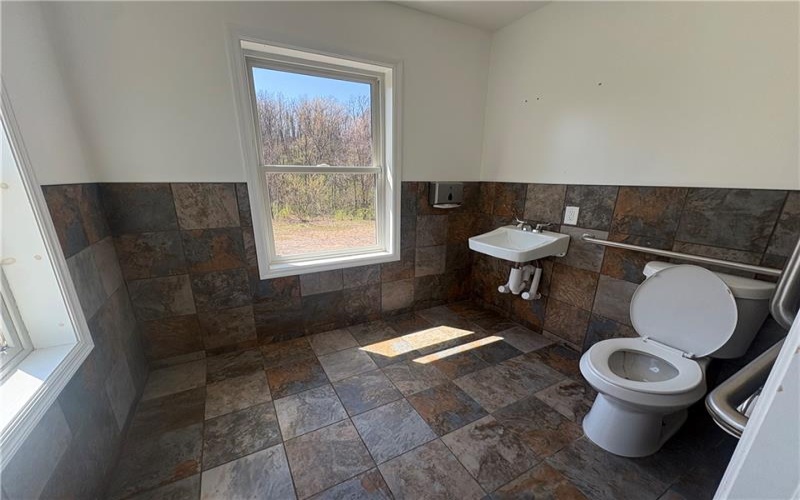 7710 State Route 30, Irwin, 15642, ,0.1 BathroomBathrooms,Lease,For Rent,State Route 30,1747699