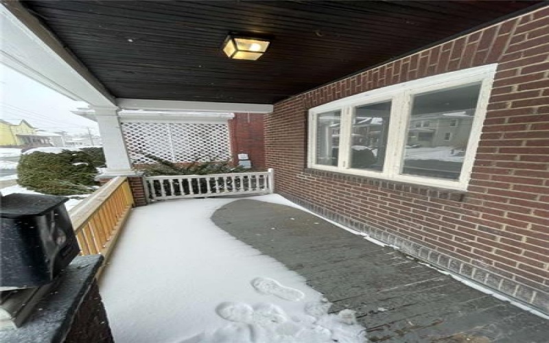 136 S Spring, Greensburg, 15601, 3 Bedrooms Bedrooms, ,1 BathroomBathrooms,Lease,For Rent,S Spring,1743096