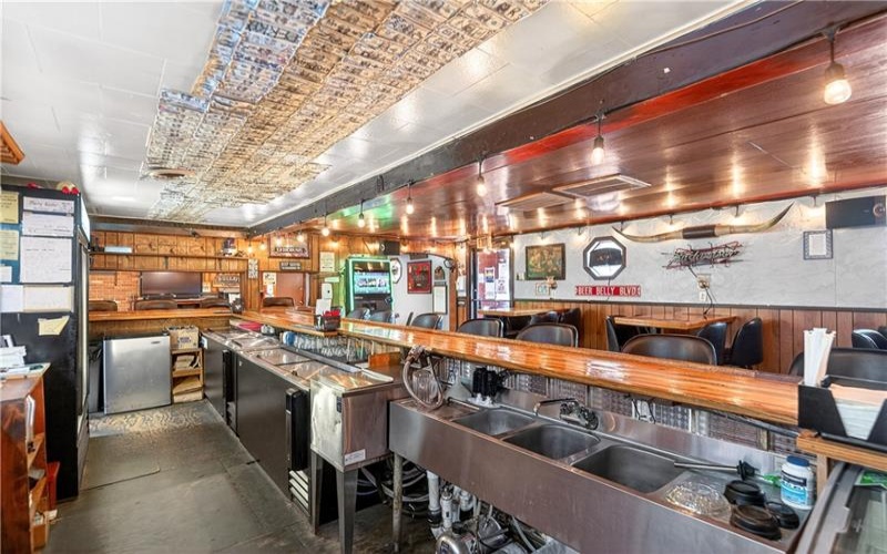 1344 Georges Fairchance Rd, Smithfield, 15478, ,Commercial-industrial-business,For Sale,Georges Fairchance Rd,1745654
