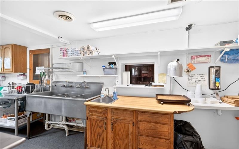 1344 Georges Fairchance Rd, Smithfield, 15478, ,Commercial-industrial-business,For Sale,Georges Fairchance Rd,1745654