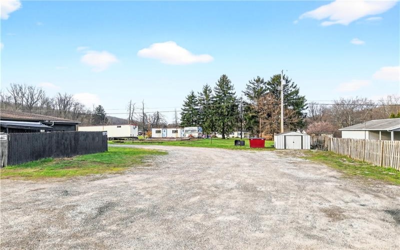 1344 Georges Fairchance Rd, Smithfield, 15478, ,Commercial-industrial-business,For Sale,Georges Fairchance Rd,1745654