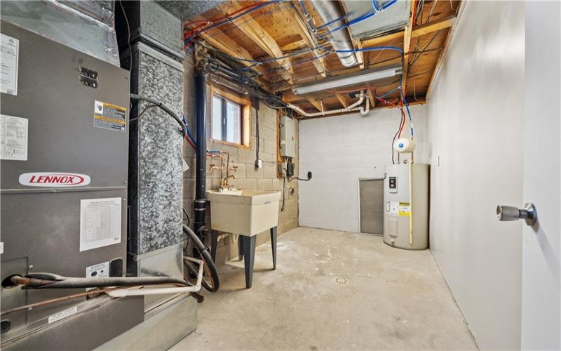 116 4th St, Mc Donald, 15057, 2 Bedrooms Bedrooms, ,2 BathroomsBathrooms,Residential,For Sale,4th St,1747701