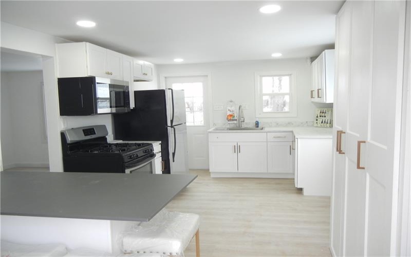 158 Moffat Ave., Washington, 15301, 3 Bedrooms Bedrooms, 6 Rooms Rooms,1 BathroomBathrooms,Residential,For Sale,Moffat Ave.,1732872