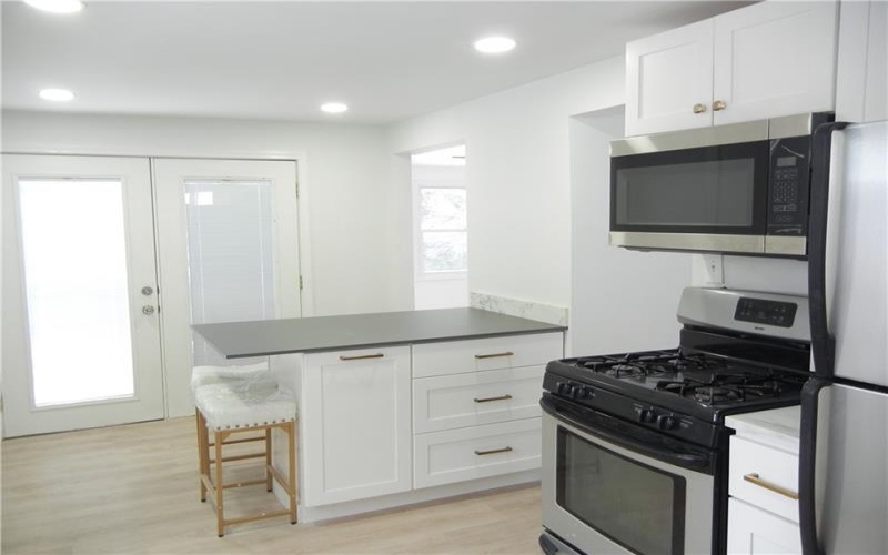 158 Moffat Ave., Washington, 15301, 3 Bedrooms Bedrooms, 6 Rooms Rooms,1 BathroomBathrooms,Residential,For Sale,Moffat Ave.,1732872