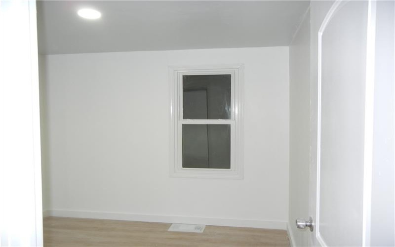 158 Moffat Ave., Washington, 15301, 3 Bedrooms Bedrooms, 6 Rooms Rooms,1 BathroomBathrooms,Residential,For Sale,Moffat Ave.,1732872
