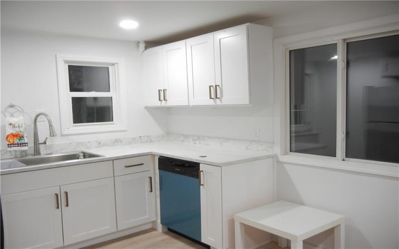 158 Moffat Ave., Washington, 15301, 3 Bedrooms Bedrooms, 6 Rooms Rooms,1 BathroomBathrooms,Residential,For Sale,Moffat Ave.,1732872