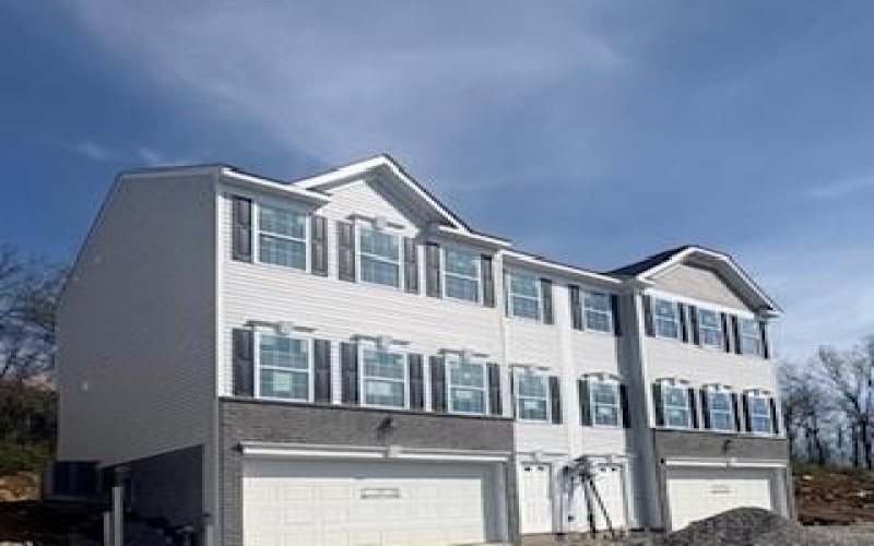 1237 Bedford Road, 15642, 15642, 3 Bedrooms Bedrooms, ,2.1 BathroomsBathrooms,Residential,For Sale,Bedford Road,1737271