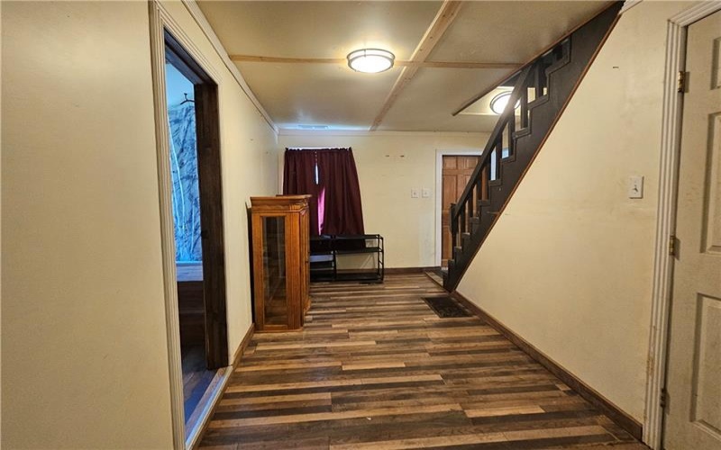 3 Lincoln Row, Connellsville, 15425, 2 Bedrooms Bedrooms, 7 Rooms Rooms,1 BathroomBathrooms,Residential,For Sale,Lincoln Row,1747703