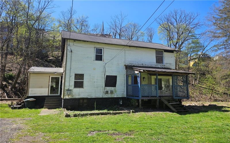 3 Lincoln Row, Connellsville, 15425, 2 Bedrooms Bedrooms, 7 Rooms Rooms,1 BathroomBathrooms,Residential,For Sale,Lincoln Row,1747703