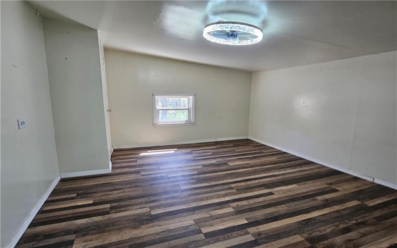 3 Lincoln Row, Connellsville, 15425, 2 Bedrooms Bedrooms, 7 Rooms Rooms,1 BathroomBathrooms,Residential,For Sale,Lincoln Row,1747703