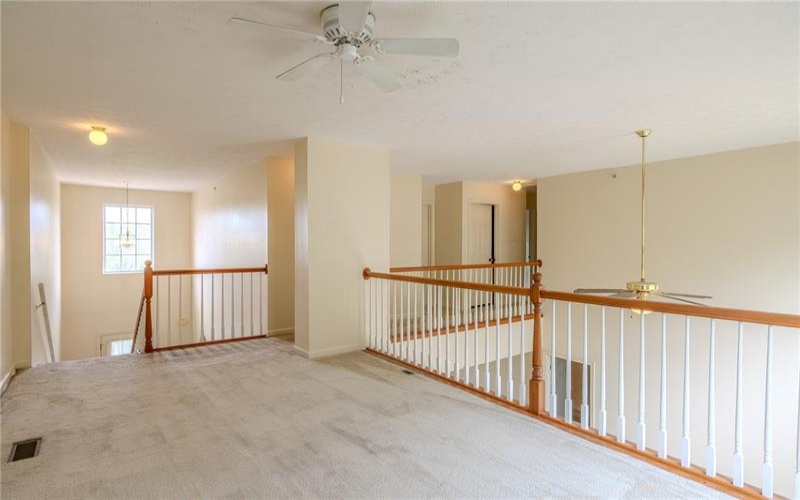 156 Sandy Brae Dr, Canonsburg, 15317, 4 Bedrooms Bedrooms, 8 Rooms Rooms,3.1 BathroomsBathrooms,Residential,For Sale,Sandy Brae Dr,1749535