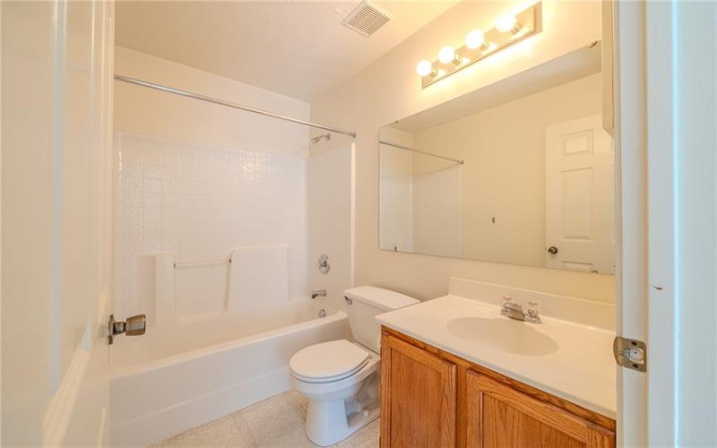 156 Sandy Brae Dr, Canonsburg, 15317, 4 Bedrooms Bedrooms, 8 Rooms Rooms,3.1 BathroomsBathrooms,Residential,For Sale,Sandy Brae Dr,1749535