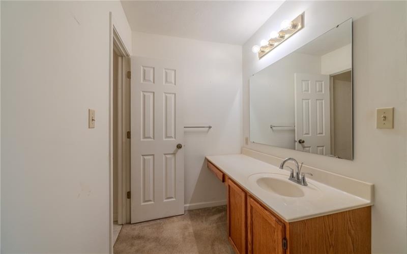 156 Sandy Brae Dr, Canonsburg, 15317, 4 Bedrooms Bedrooms, 8 Rooms Rooms,3.1 BathroomsBathrooms,Residential,For Sale,Sandy Brae Dr,1749535