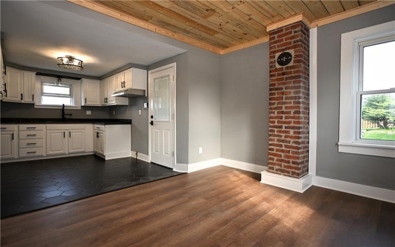 485 Wendel Rd, Irwin, 15642, 3 Bedrooms Bedrooms, 7 Rooms Rooms,1 BathroomBathrooms,Residential,For Sale,Wendel Rd,1749542