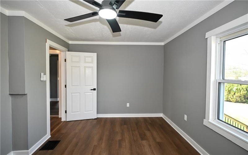 485 Wendel Rd, Irwin, 15642, 3 Bedrooms Bedrooms, 7 Rooms Rooms,1 BathroomBathrooms,Residential,For Sale,Wendel Rd,1749542