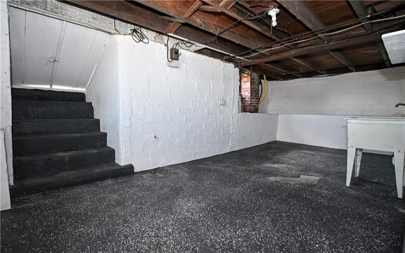 485 Wendel Rd, Irwin, 15642, 3 Bedrooms Bedrooms, 7 Rooms Rooms,1 BathroomBathrooms,Residential,For Sale,Wendel Rd,1749542