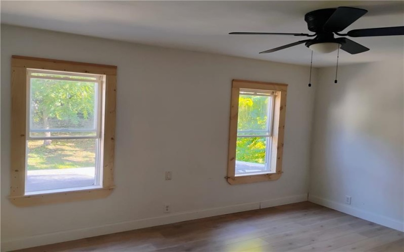 210 4th St, Jeannette, 15644, 3 Bedrooms Bedrooms, ,1 BathroomBathrooms,Residential,For Sale,4th St,1749543