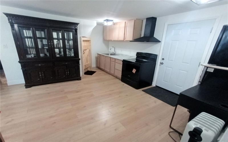 210 4th St, Jeannette, 15644, 3 Bedrooms Bedrooms, ,1 BathroomBathrooms,Residential,For Sale,4th St,1749543