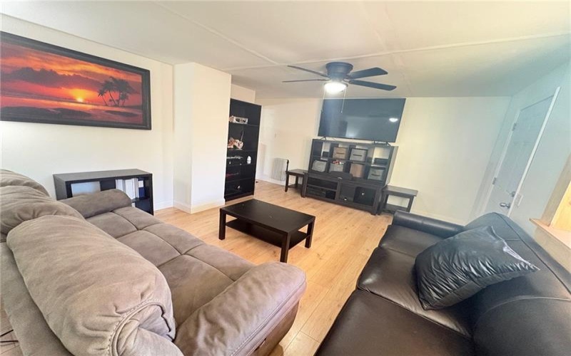 210 4th St, Jeannette, 15644, 3 Bedrooms Bedrooms, ,1 BathroomBathrooms,Residential,For Sale,4th St,1749543