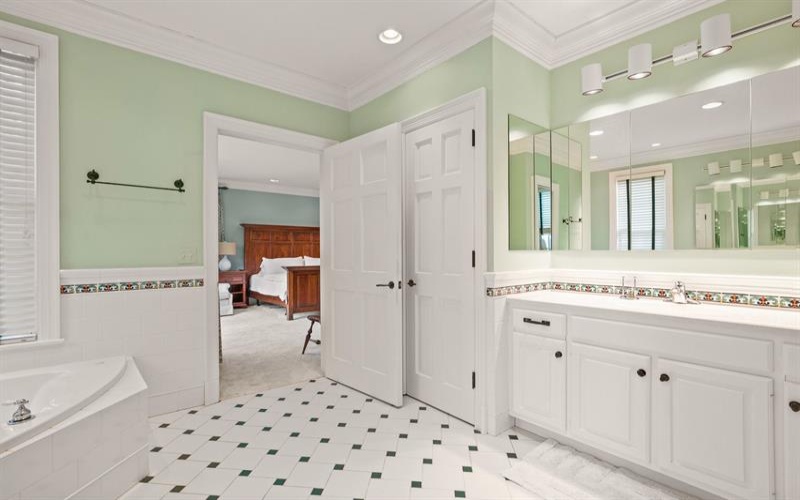 122 McDowell ROAD, Ligonier, 15658, 3 Bedrooms Bedrooms, 10 Rooms Rooms,3 BathroomsBathrooms,Residential,For Sale,McDowell,1747736