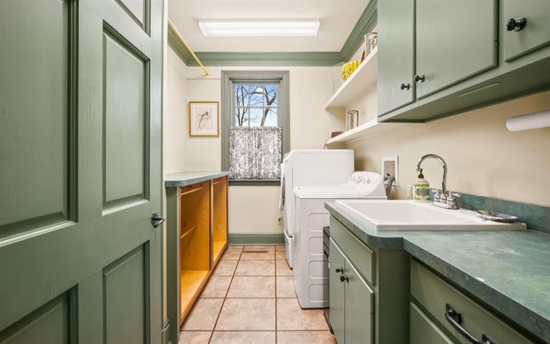 122 McDowell ROAD, Ligonier, 15658, 3 Bedrooms Bedrooms, 10 Rooms Rooms,3 BathroomsBathrooms,Residential,For Sale,McDowell,1747736