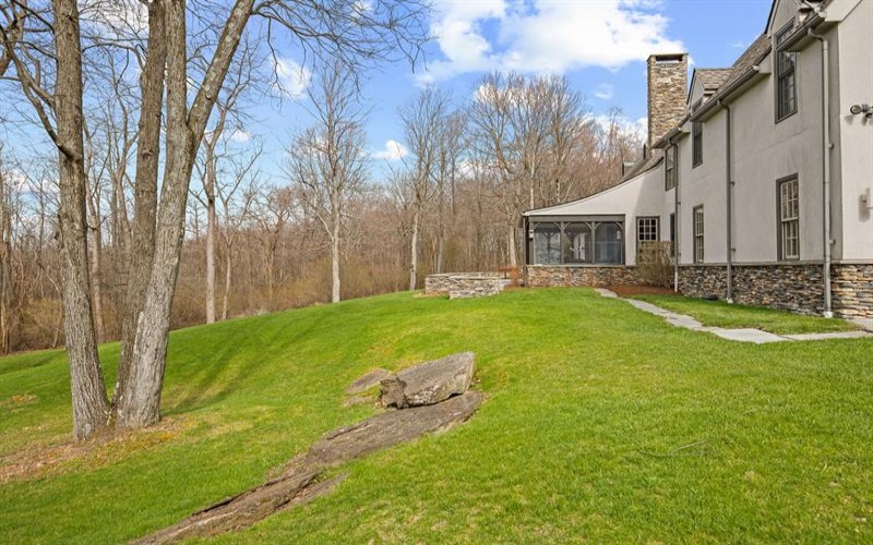 122 McDowell ROAD, Ligonier, 15658, 3 Bedrooms Bedrooms, 10 Rooms Rooms,3 BathroomsBathrooms,Residential,For Sale,McDowell,1747736
