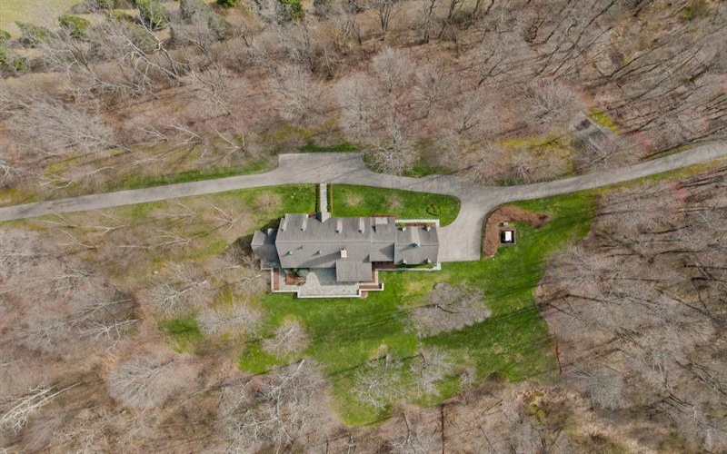 122 McDowell ROAD, Ligonier, 15658, 3 Bedrooms Bedrooms, 10 Rooms Rooms,3 BathroomsBathrooms,Residential,For Sale,McDowell,1747736