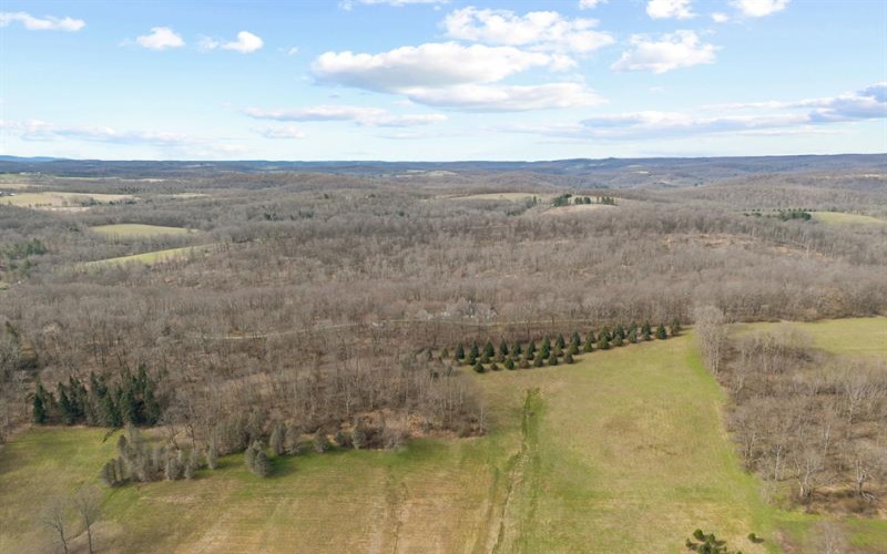 122 McDowell ROAD, Ligonier, 15658, 3 Bedrooms Bedrooms, 10 Rooms Rooms,3 BathroomsBathrooms,Residential,For Sale,McDowell,1747736