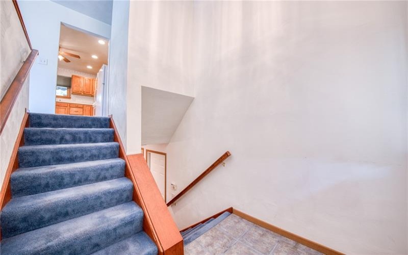 209 Falcon Ridge DRIVE, New Kensington, 15068, 3 Bedrooms Bedrooms, 9 Rooms Rooms,3 BathroomsBathrooms,Residential,For Sale,Falcon Ridge,1749550