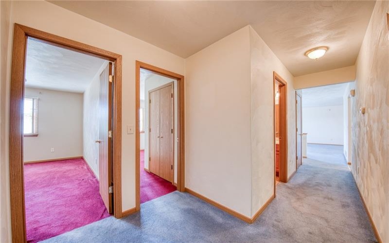 209 Falcon Ridge DRIVE, New Kensington, 15068, 3 Bedrooms Bedrooms, 9 Rooms Rooms,3 BathroomsBathrooms,Residential,For Sale,Falcon Ridge,1749550