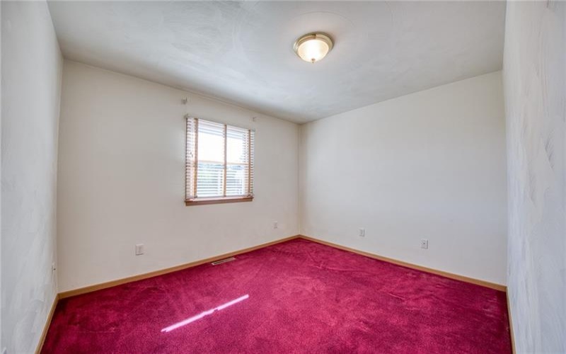 209 Falcon Ridge DRIVE, New Kensington, 15068, 3 Bedrooms Bedrooms, 9 Rooms Rooms,3 BathroomsBathrooms,Residential,For Sale,Falcon Ridge,1749550